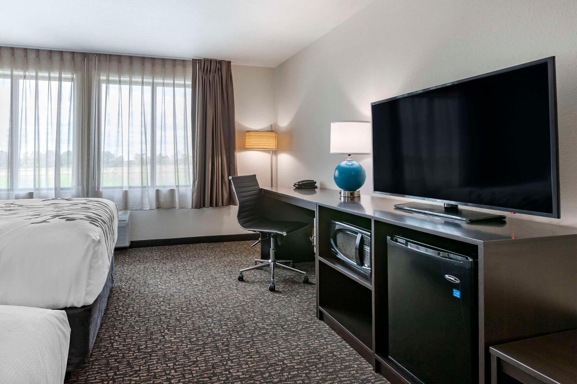 Sleep Inn & Suites Milwaukee-Franklin Franklin  Eksteriør billede
